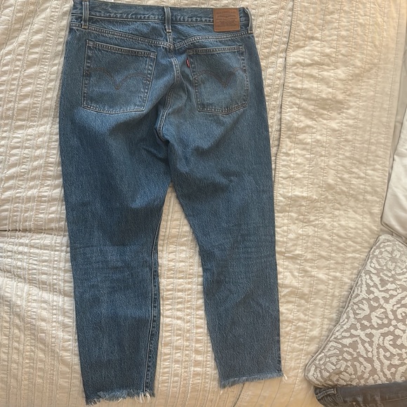 Levi’s wedgie ankle jeans - Picture 3 of 6